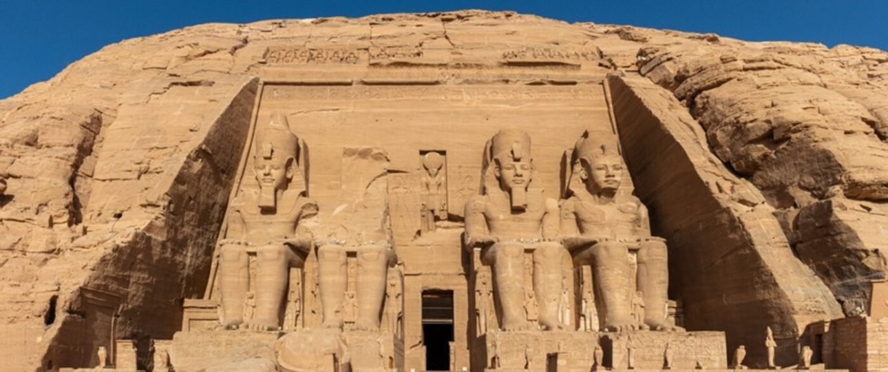 excursion Abou Simbel depuis Assouan temples de Ramsès II