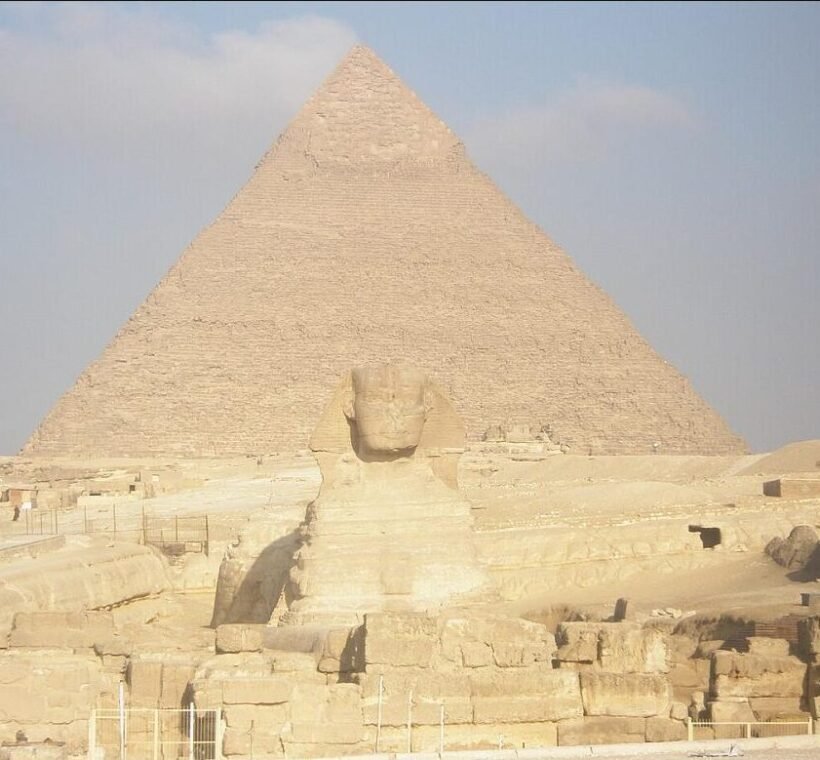 voyager en &Eacute;gypte en octobre, pyramides de Gizeh et Sphinx