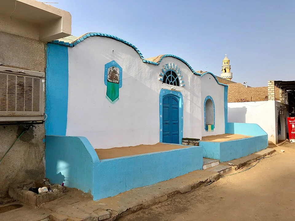 Maisons colorées d’un village nubien à Assouan, que faire à Assouan