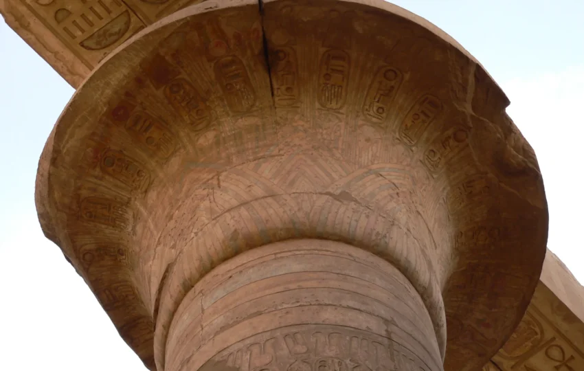 Circuit Égypte 10 jours : la salle hypostyle du temple de Karnak à Louxor