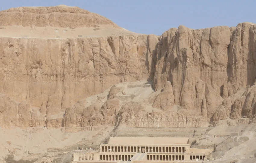 Circuit Égypte 10 jours : le temple d'Hatchepsout à Deir el-Bahari