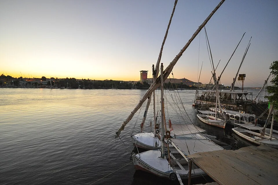 coucher de soleil sur le Nil &agrave; Assouan, meilleure p&eacute;riode pour visiter