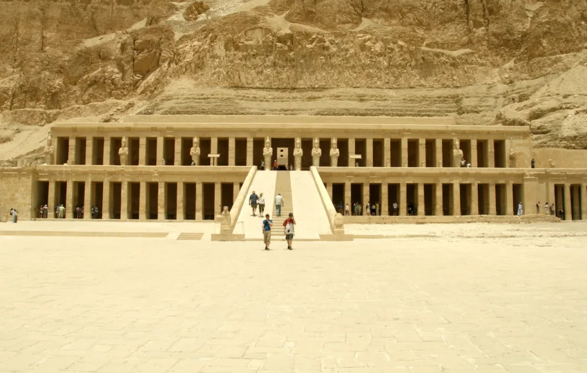 Temple d'Hatchepsout à Deir el-Bahari, Louxor