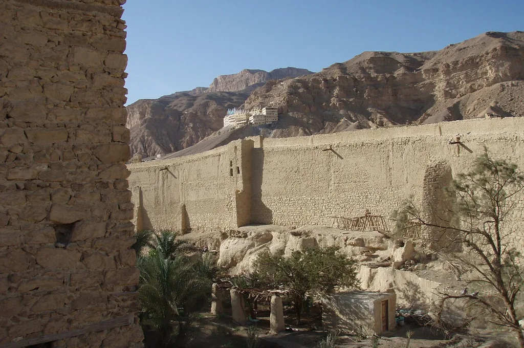 Monastère Saint-Paul dans le désert, retraite avant Noël en Égypte
