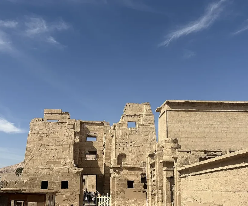 Noël à Louxor : temple de Médinet Habou sur la rive ouest