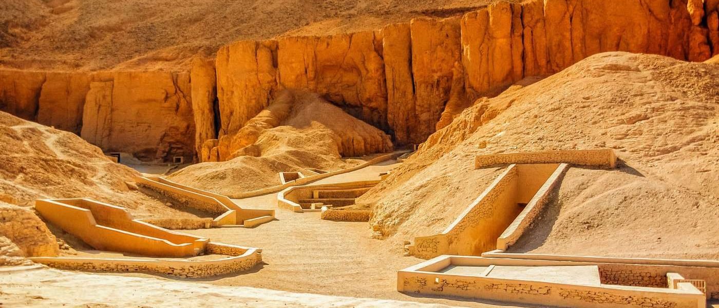 Vallée des Rois Louxor Égypte - entrée des tombeaux pharaoniques