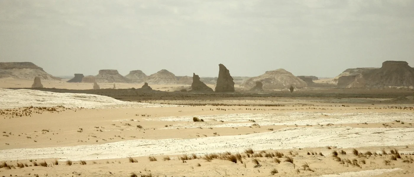 Formations de craie du désert blanc