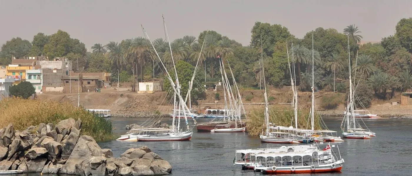 Météo en Égypte en décembre : voiliers sur le Nil à Assouan